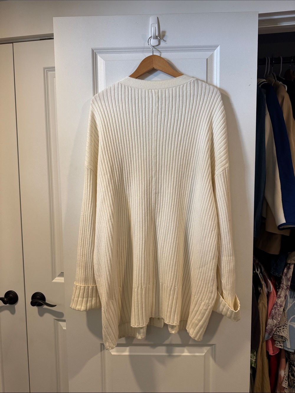 CAlia Cream Ribbed Button-Front Cardigan - Picture 4 of 4